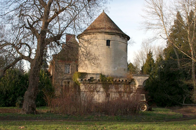 Bernard Arnault's House in Clairefontaine-en-Yvelines, France